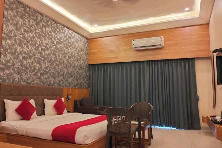 Room 12 of 62