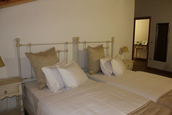 Room 20 of 74