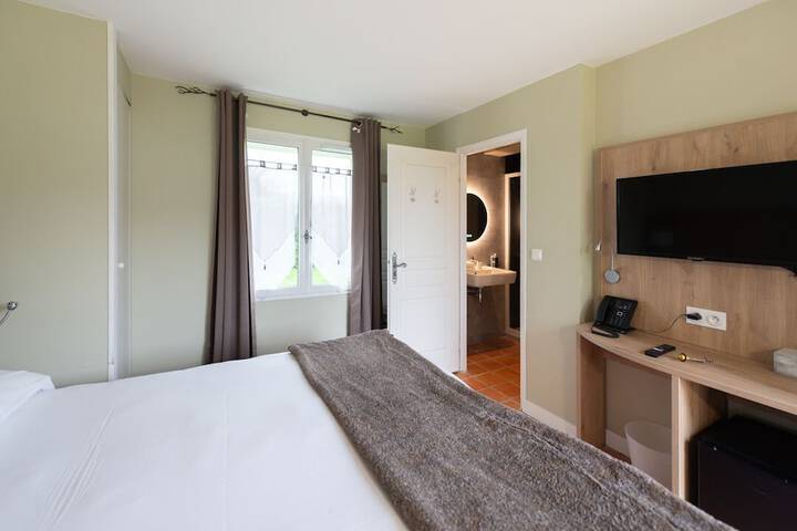 Room 11 of 62