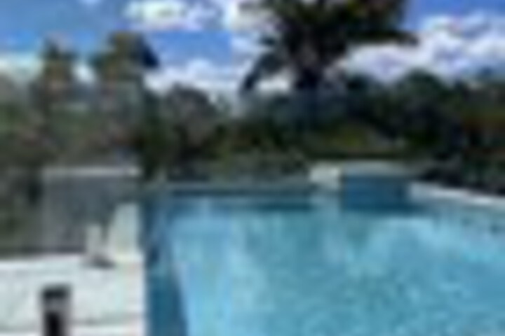 Pool 74 of 123