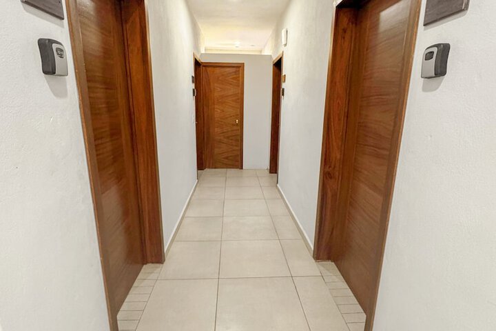 Ballroom/Hall 117 of 121