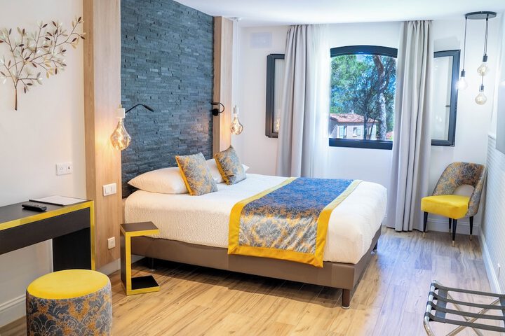 Room 54 of 115