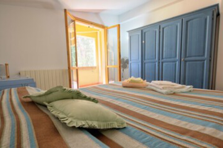 Room 37 of 51
