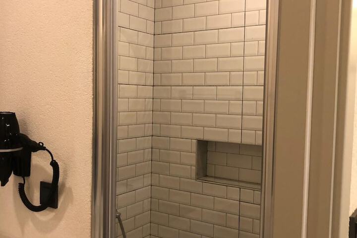 Room 56 of 81
