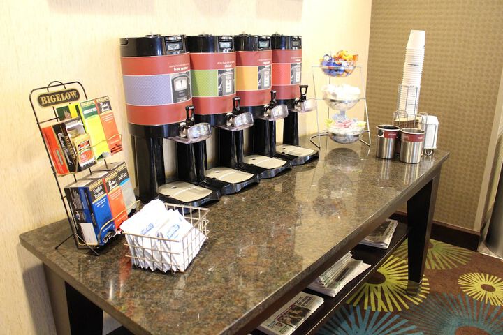 Breakfast/Coffee Service 28 of 41