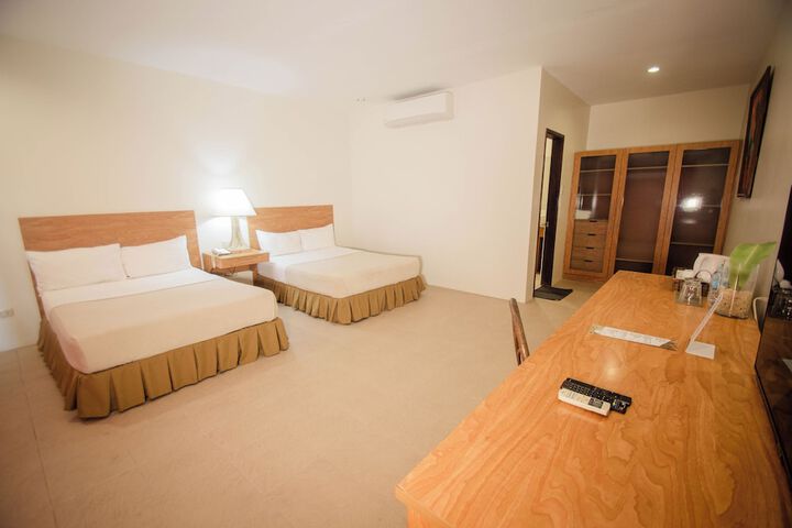 Room 19 of 49