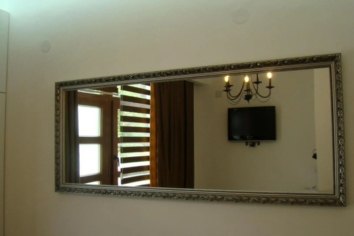 Room 3 of 15