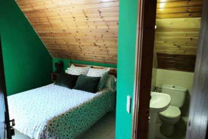 Room 2 of 22
