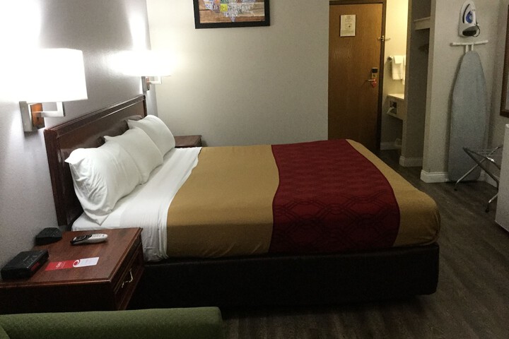 Room amenity