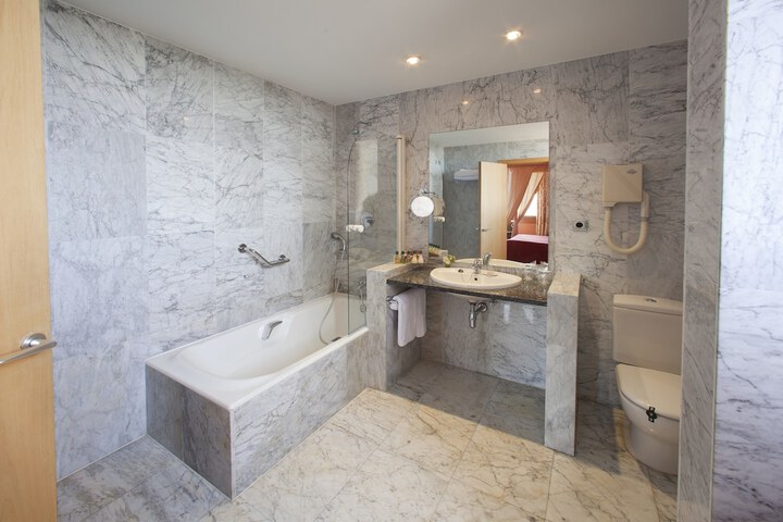 Bathroom Interior Photo