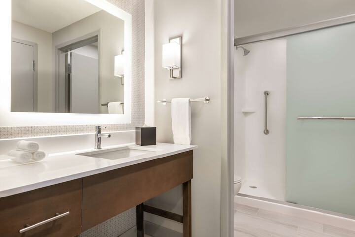 Bathroom shower