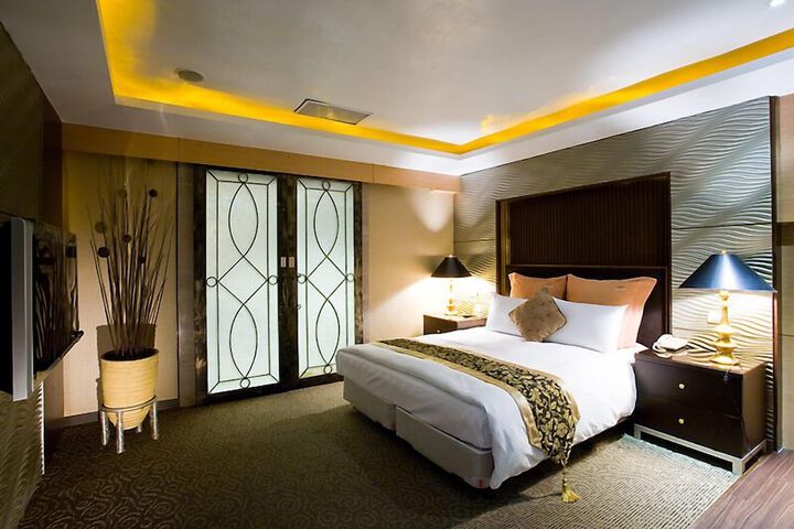 Room 29 of 54
