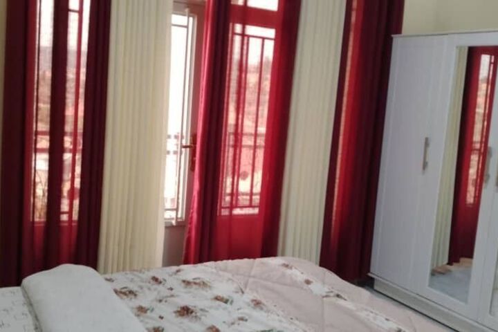 Room 48 of 51