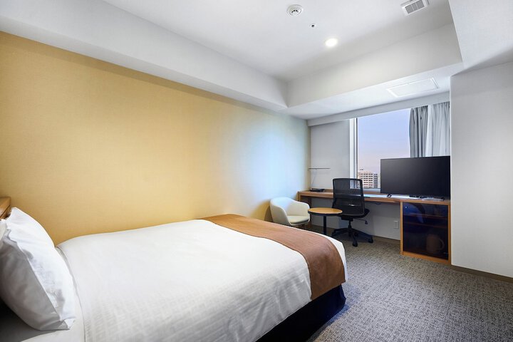 Room 14 of 39