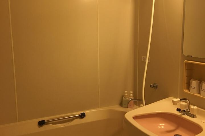 Clean Restrooms
