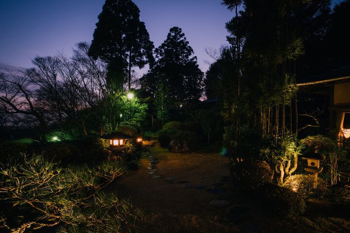 Property Grounds 24 of 32