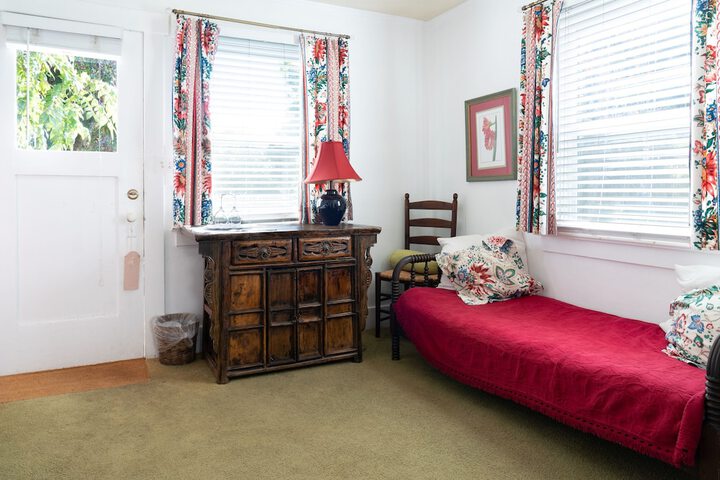 Room 19 of 156