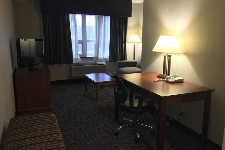 Room 5 of 27