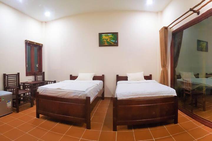 Room 12 of 53