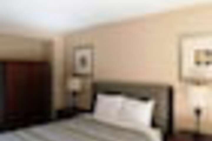 Room 11 of 120