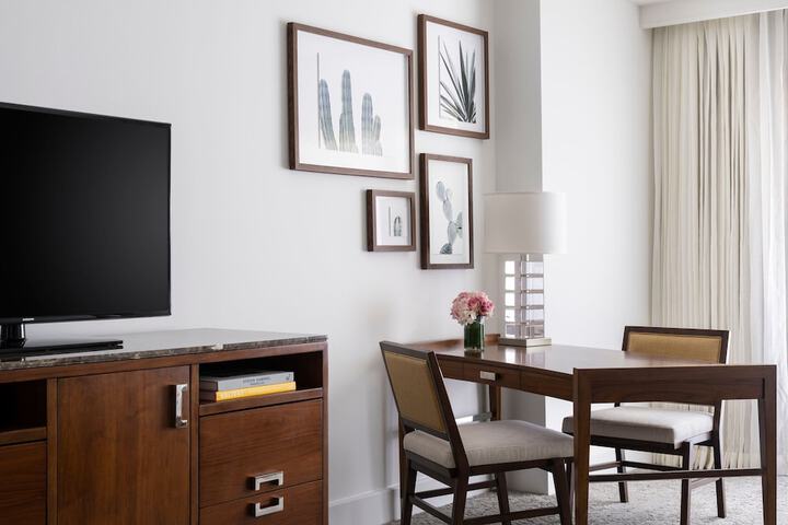 Room 15 of 120