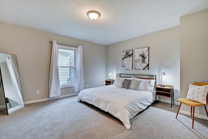 Room 5 of 70