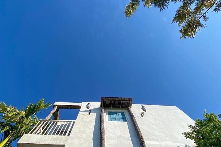 Hotel 75 of 84