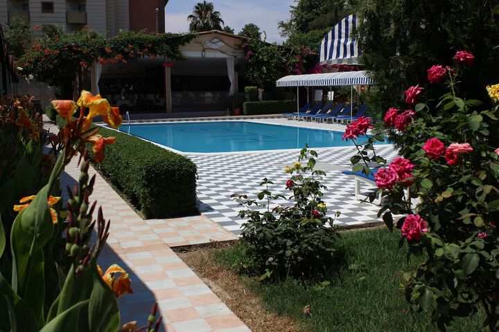 Pool 10 of 66