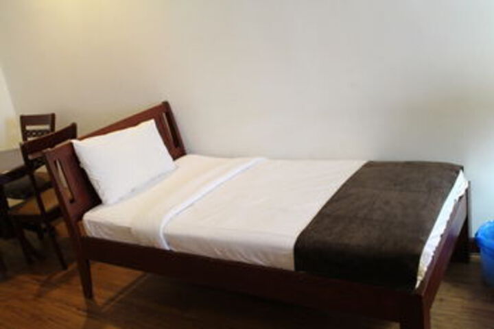 Room 43 of 83