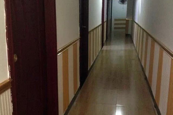 Zhongyi Hotel