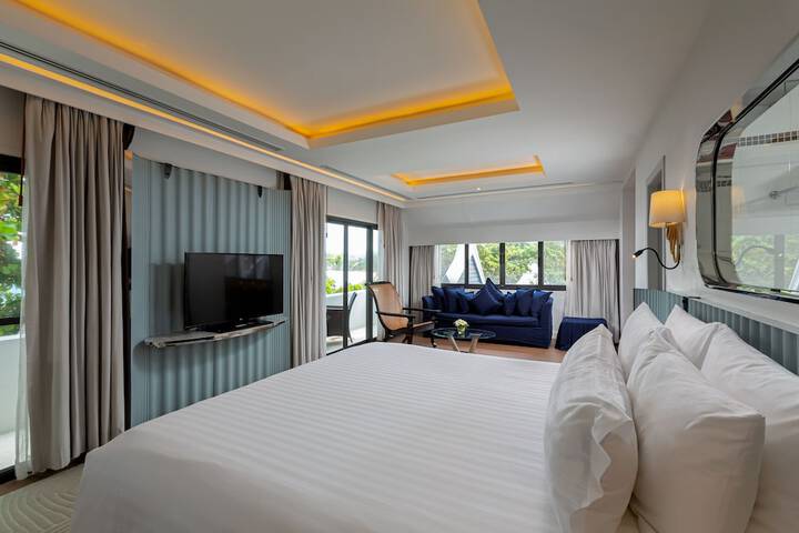 Room 13 of 50