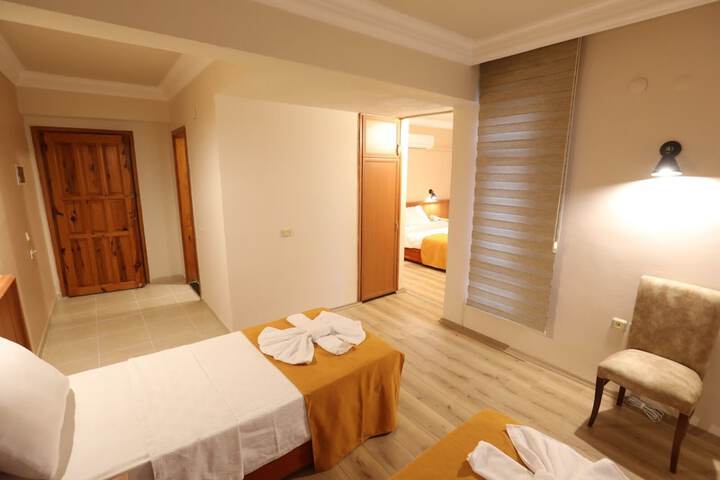 Room 9 of 60