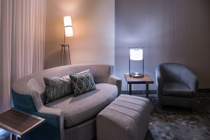 Room 16 of 42