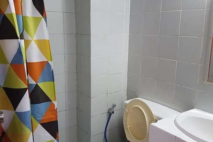 Room 18 of 30