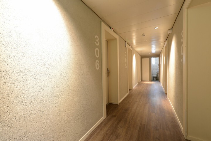 Room 42 of 56