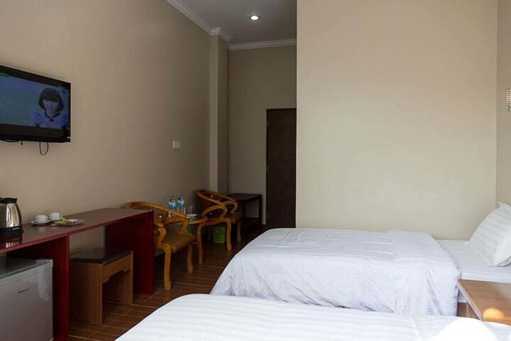 Room 5 of 52