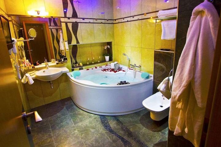 Bathroom Interior Photo