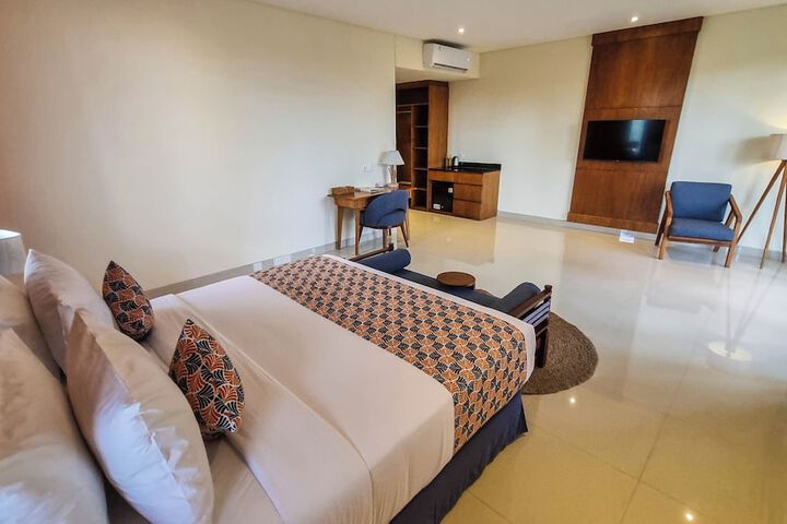 Room 18 of 72