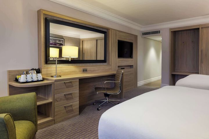 Room 26 of 117
