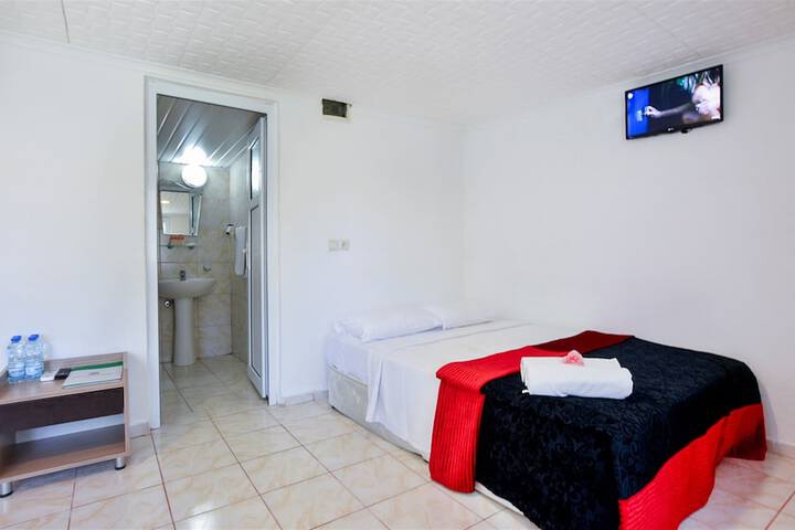 Room 13 of 50