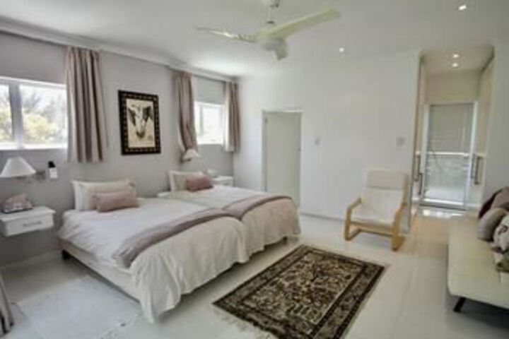 Room 18 of 30