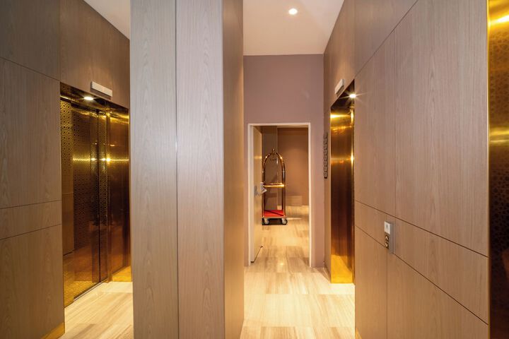 Ballroom/Hall 160 of 170