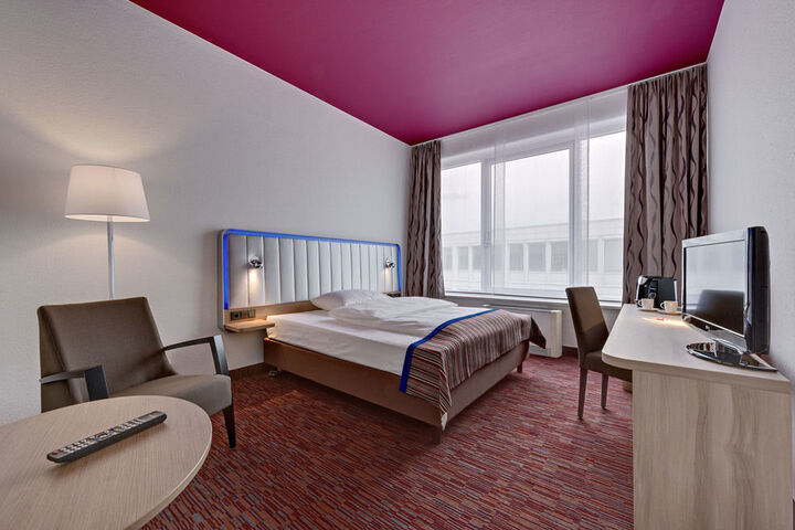 Room 14 of 26