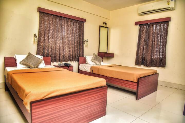 Room 20 of 96