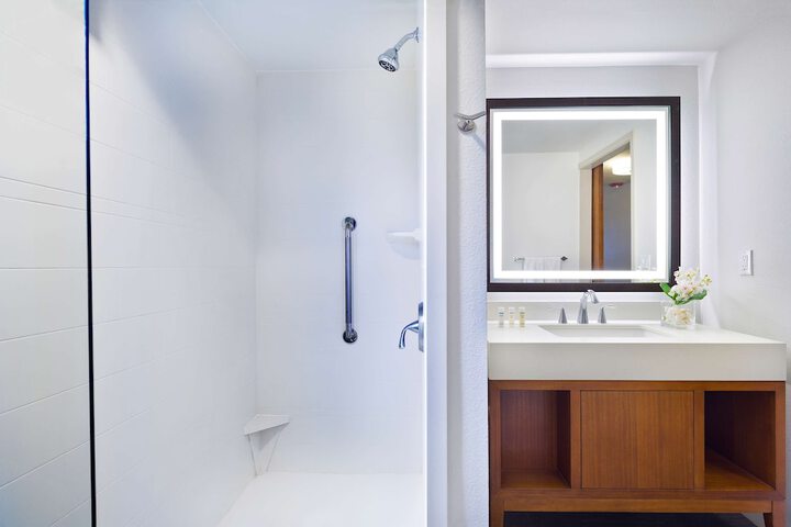 Bathroom shower