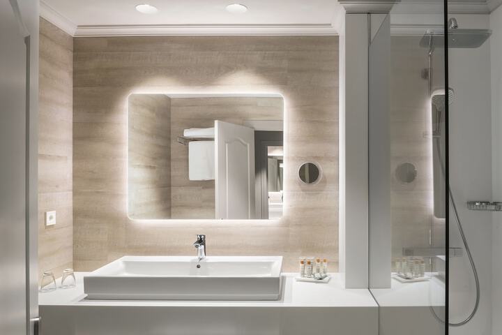 Bathroom Interior Photo