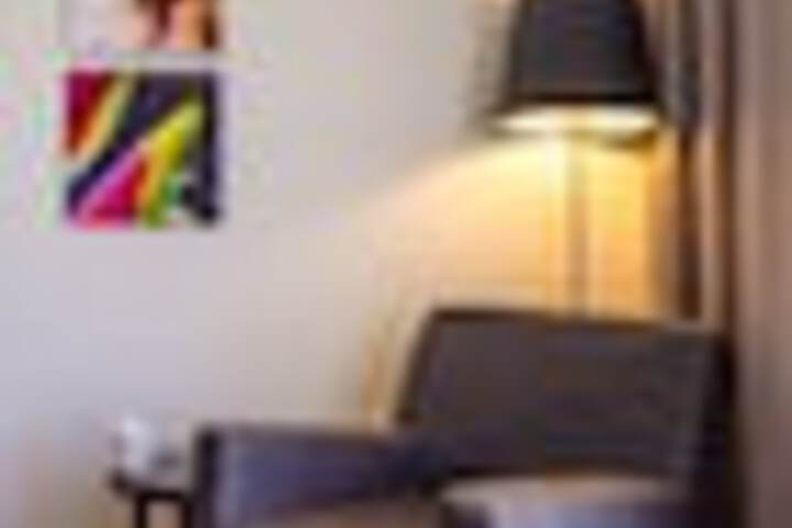 Room 50 of 237