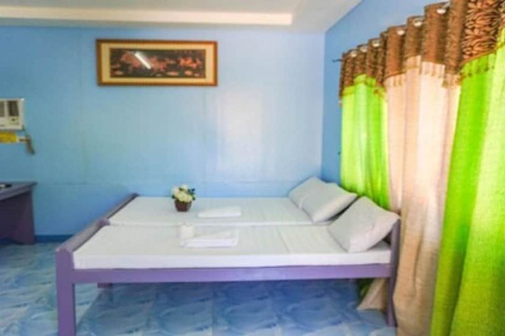 Room 6 of 29
