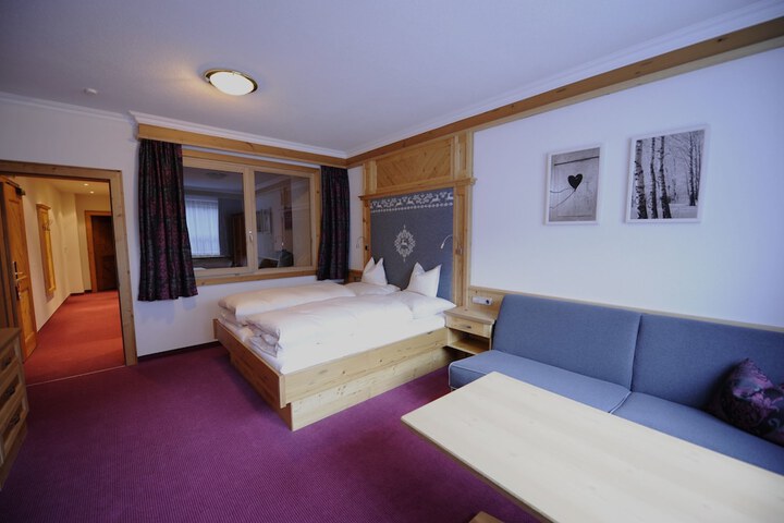 Room 6 of 55
