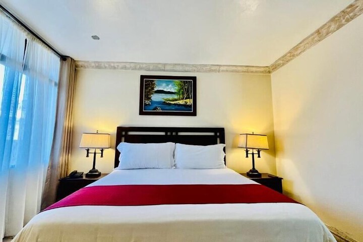 Room 5 of 29